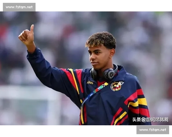 亚马尔晒伯纳乌被嘘照宣战！国家德比火药味拉满